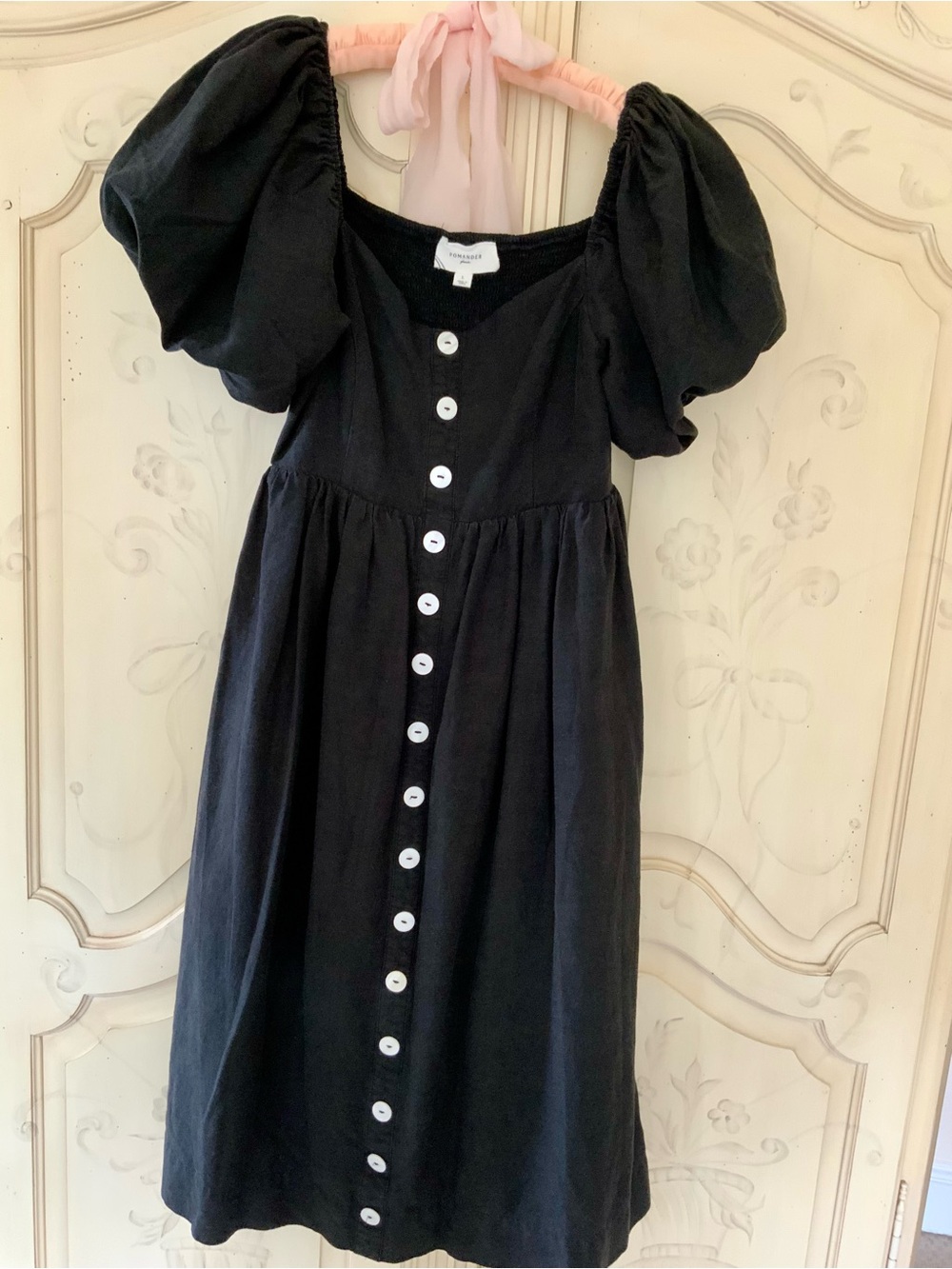 Pomander Place by Tuckernuck Alexis Linen Blend Puff-Sleeve Midi Dress - Picture 3 of 5